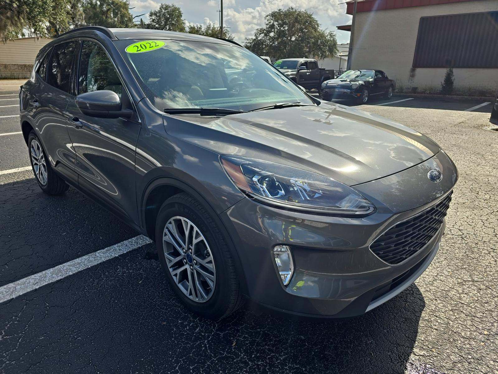 2022 Ford Escape SEL FWD