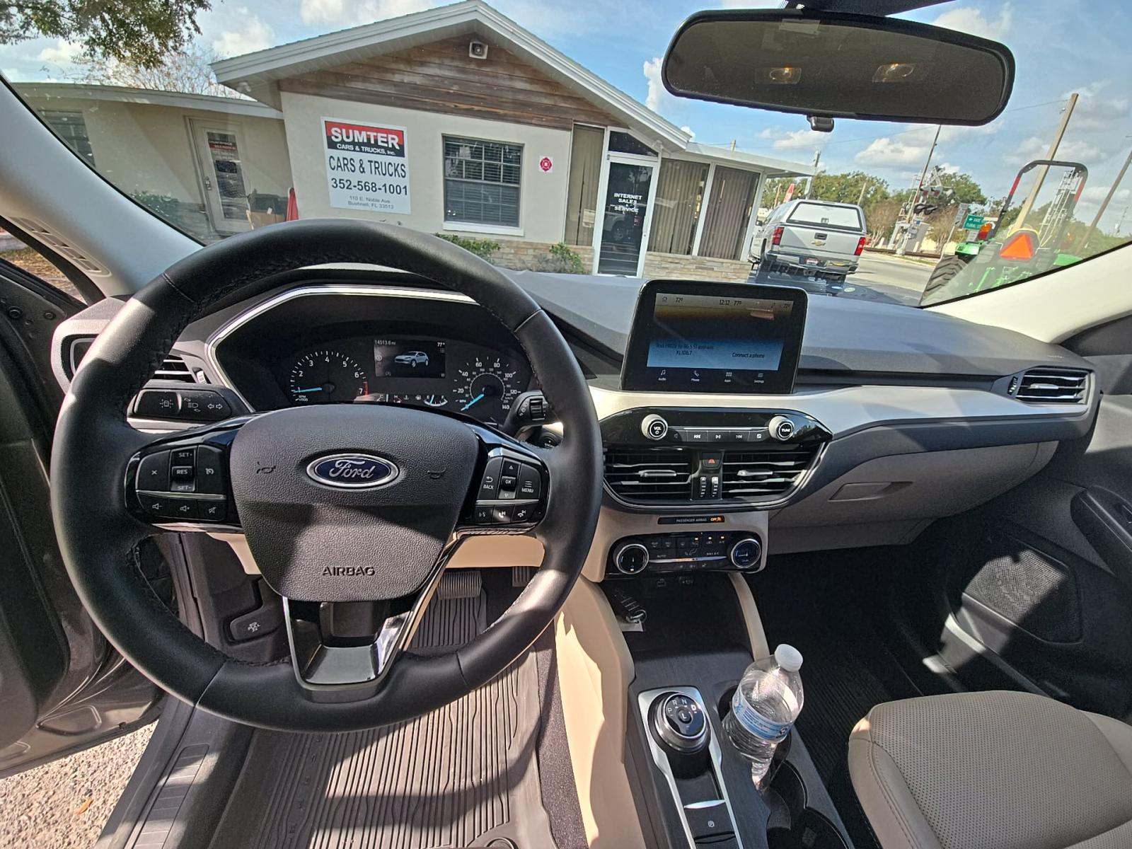 2022 Ford Escape SEL FWD