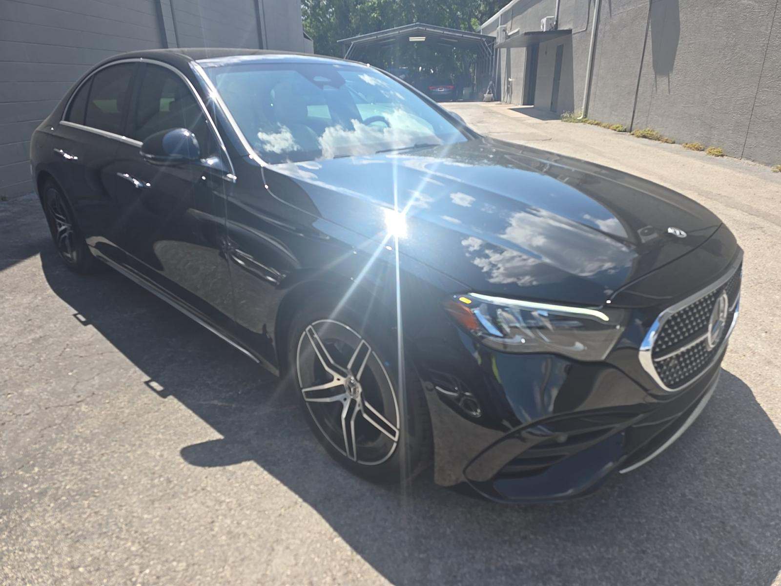 MERCEDES-BENZ E-CLASS - 4