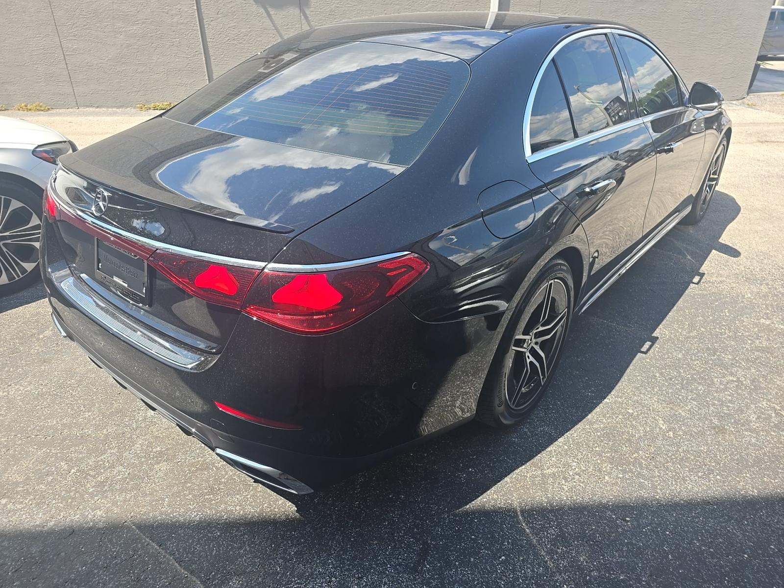 MERCEDES-BENZ E-CLASS - 3