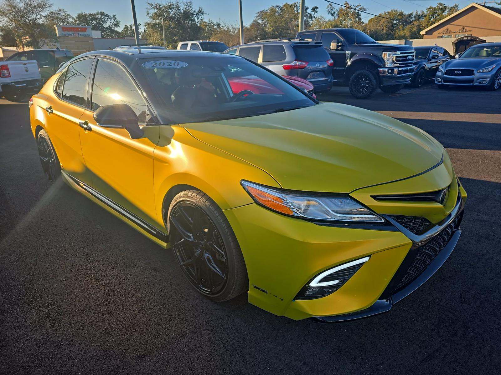 2020 Toyota Camry XSE FWD