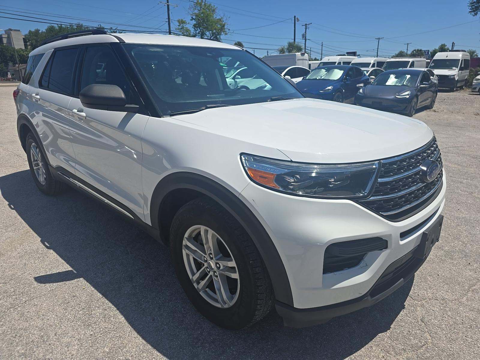 FORD EXPLORER - 4