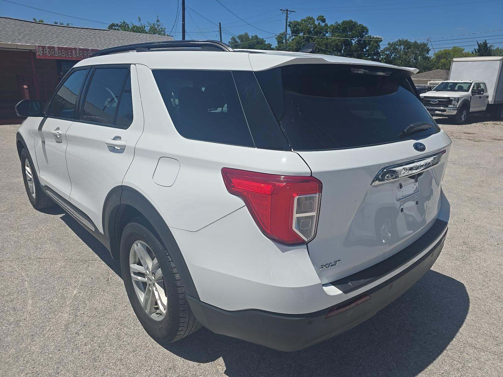 FORD EXPLORER - 2