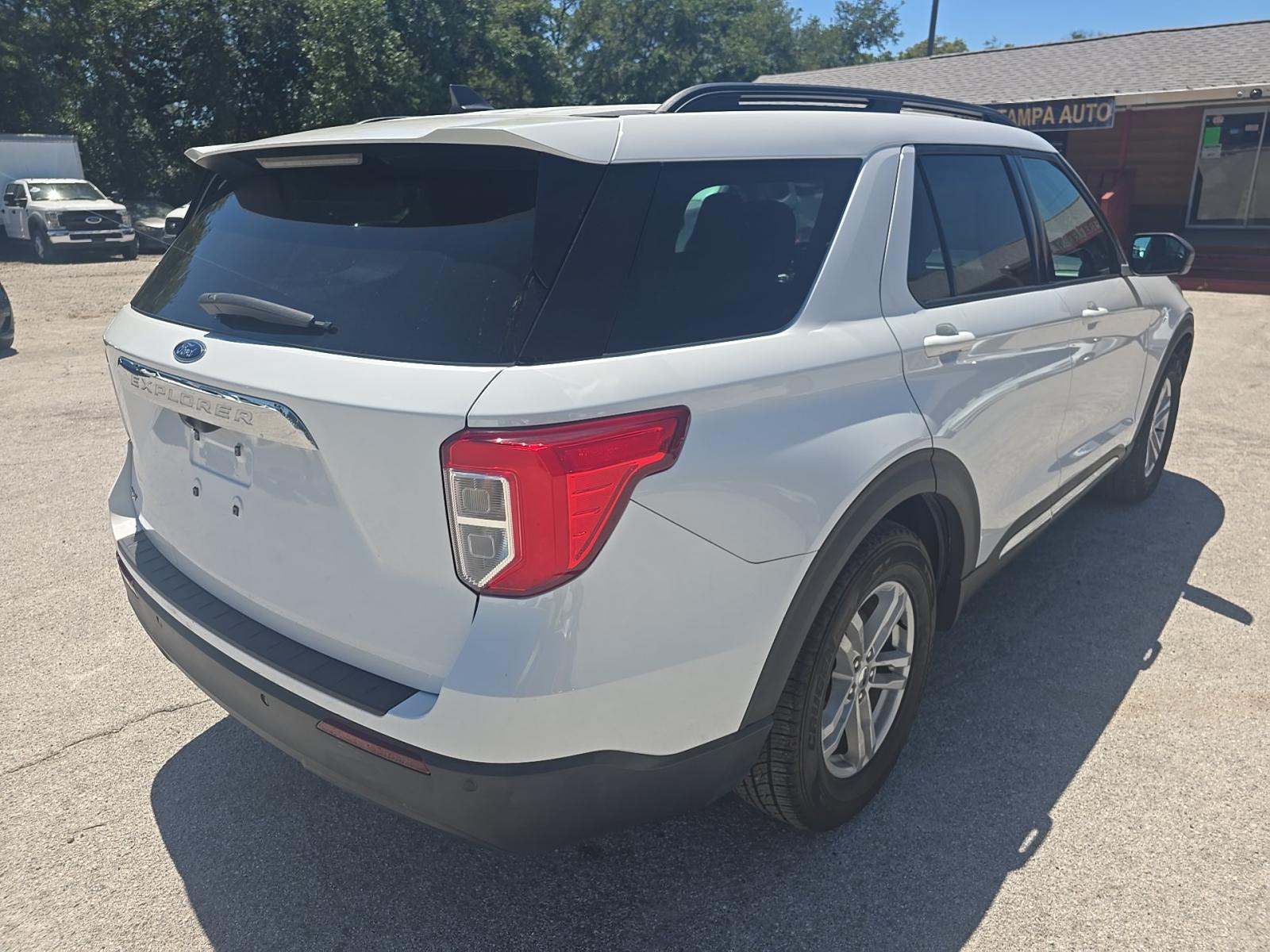 FORD EXPLORER - 3