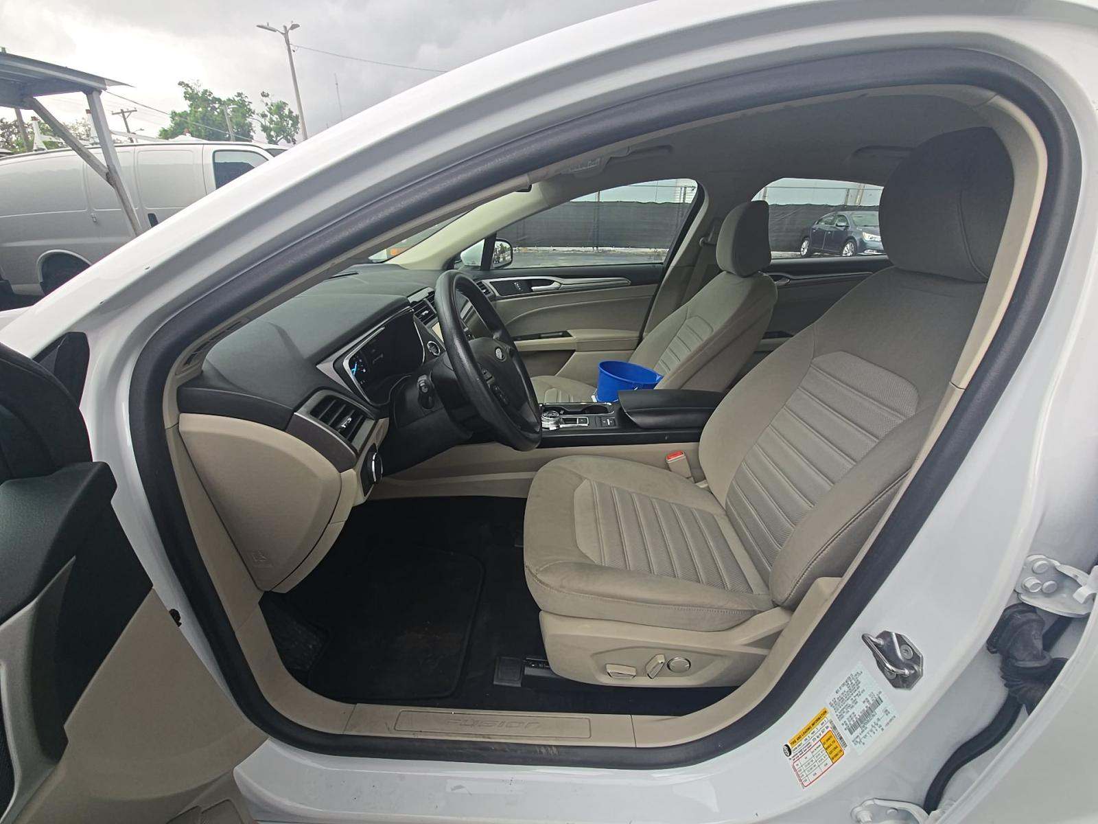 FORD FUSION - 6