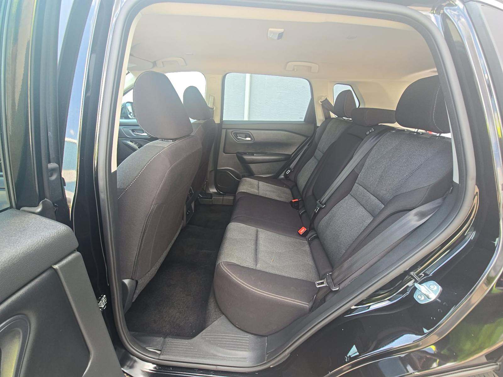 2024 Nissan Rogue SV FWD