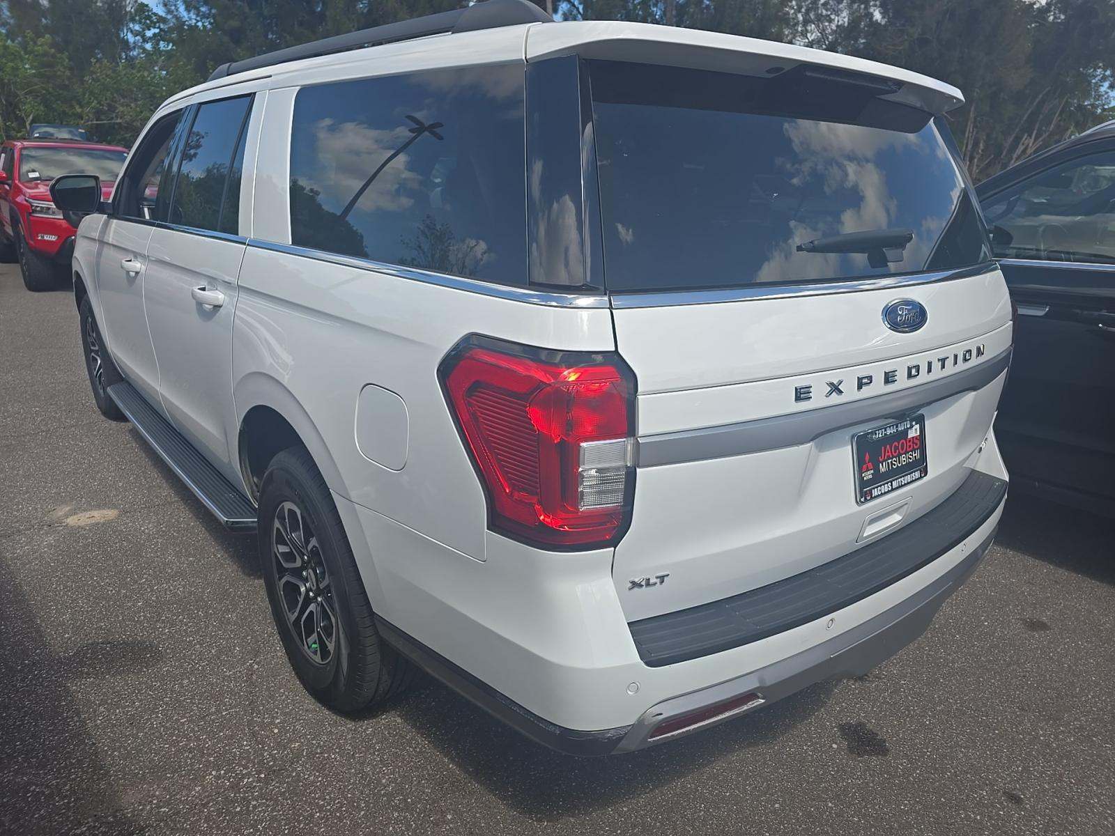 FORD EXPEDITION MAX - 2