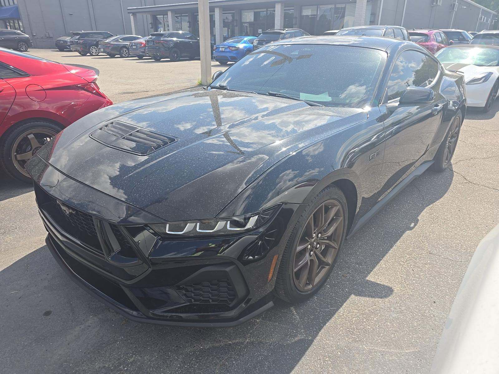 FORD MUSTANG - 1