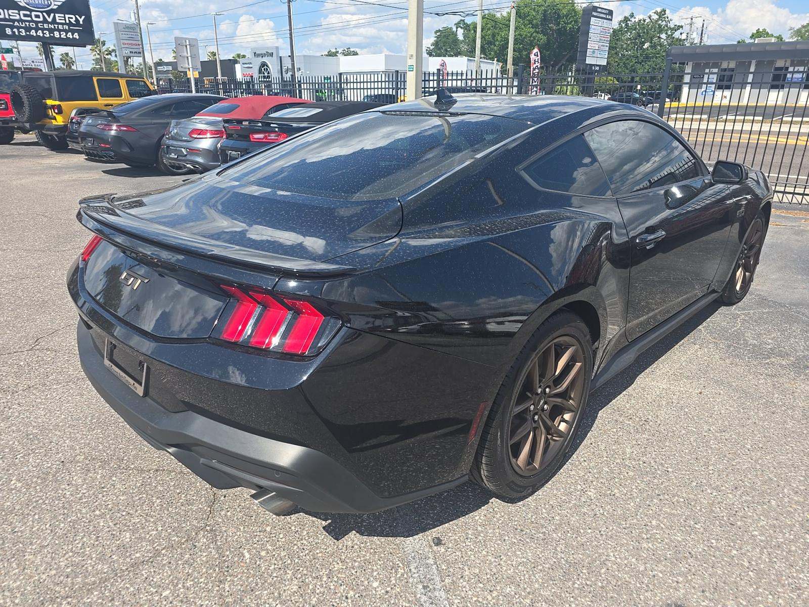 FORD MUSTANG - 3