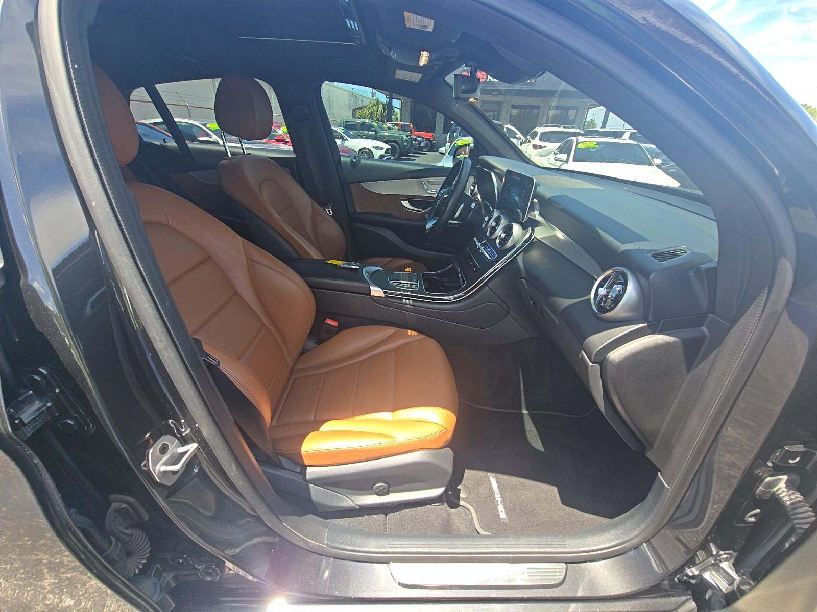 2021 Mercedes-Benz GLC GLC 300 AWD