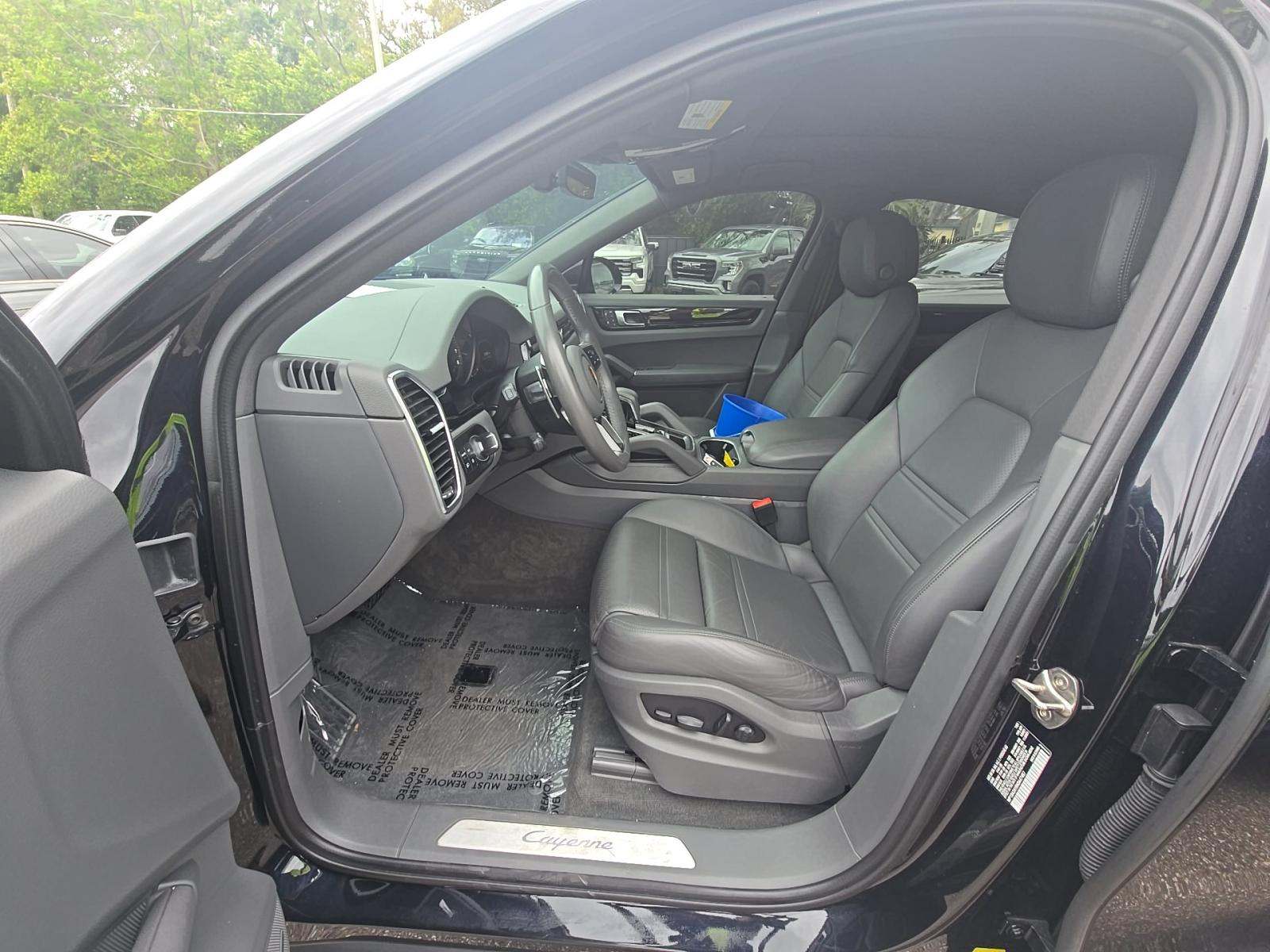 PORSCHE CAYENNE - 6