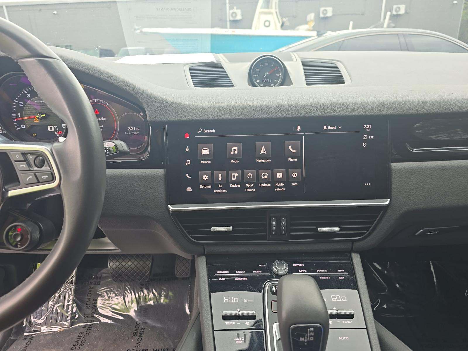 PORSCHE CAYENNE - 10