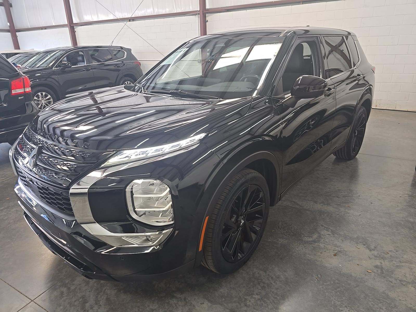 2023 Mitsubishi Outlander SE FWD