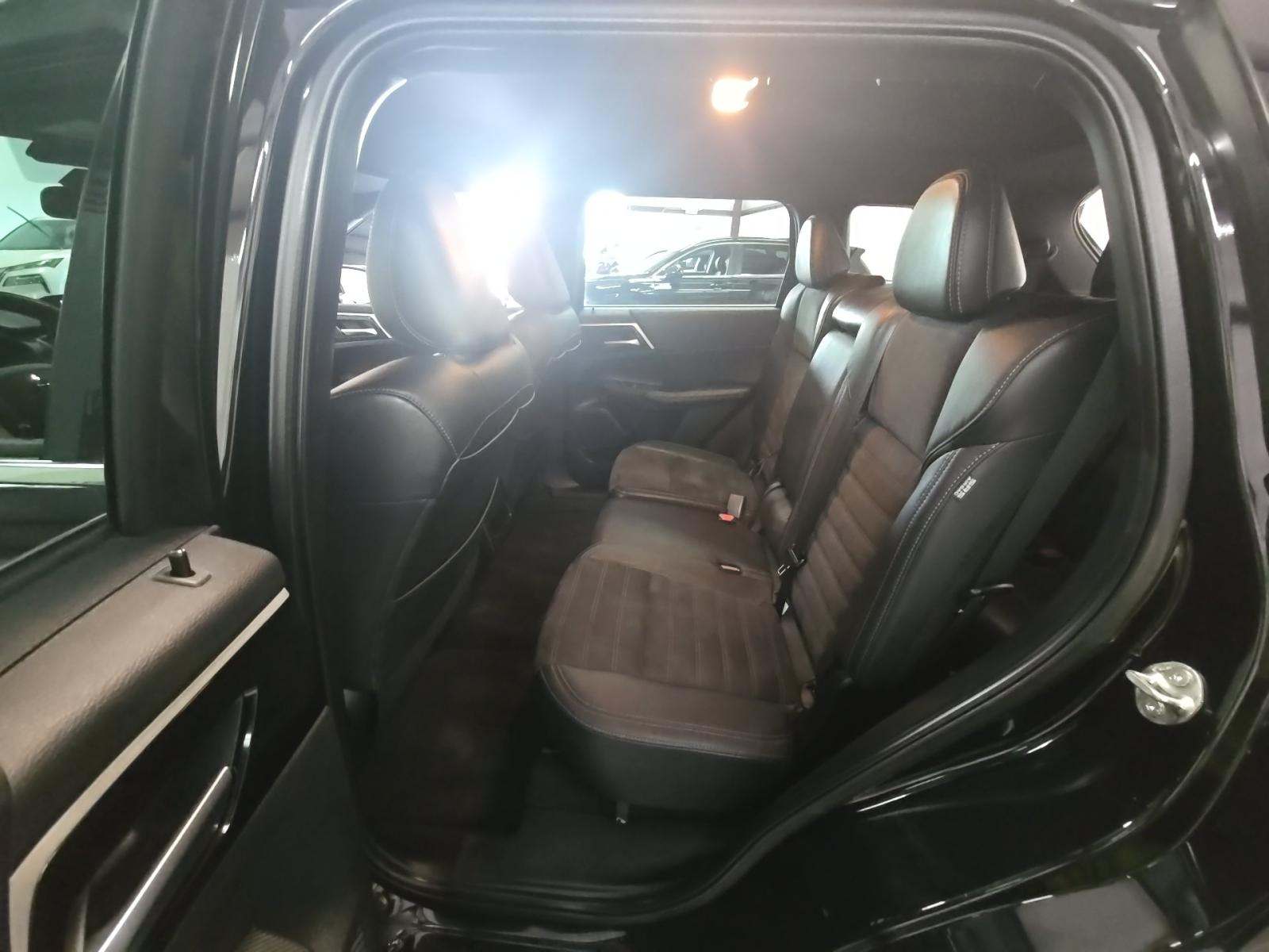 2023 Mitsubishi Outlander SE FWD