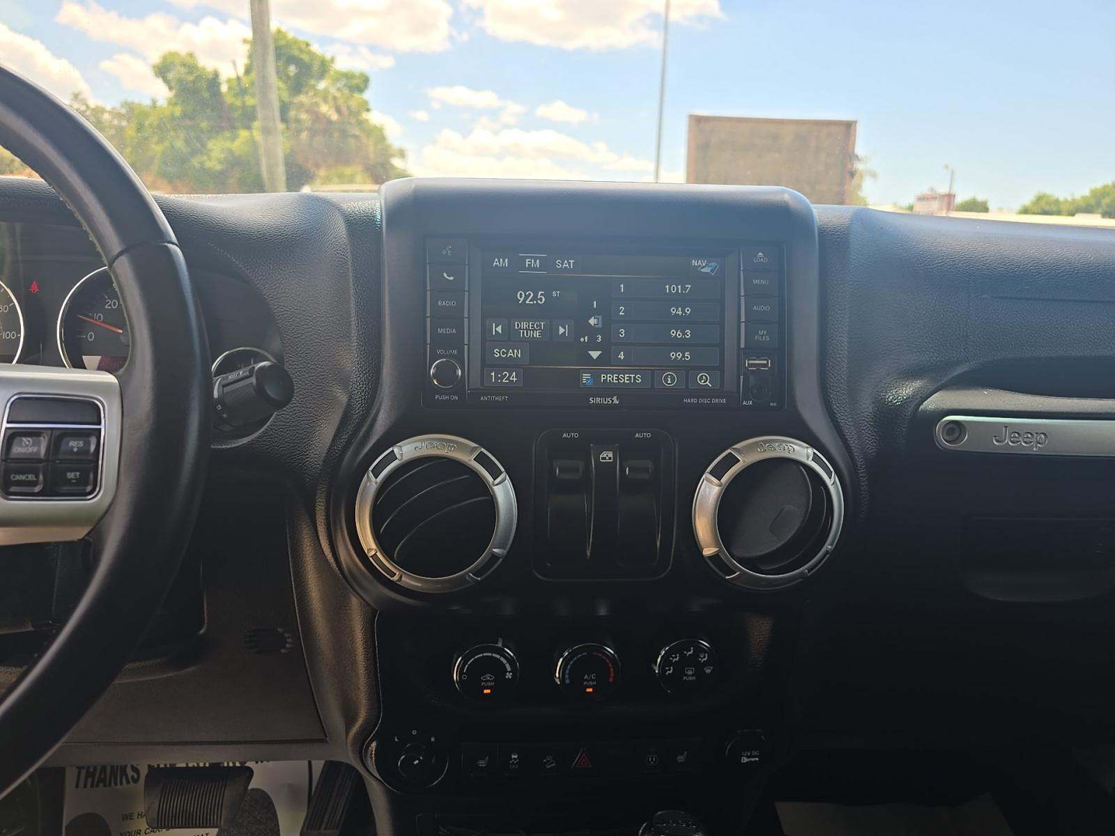 JEEP RUBICON HARD ROCK EDITION - 10