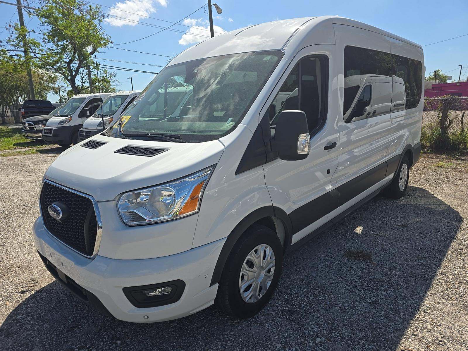 FORD TRANSIT 350 - 1