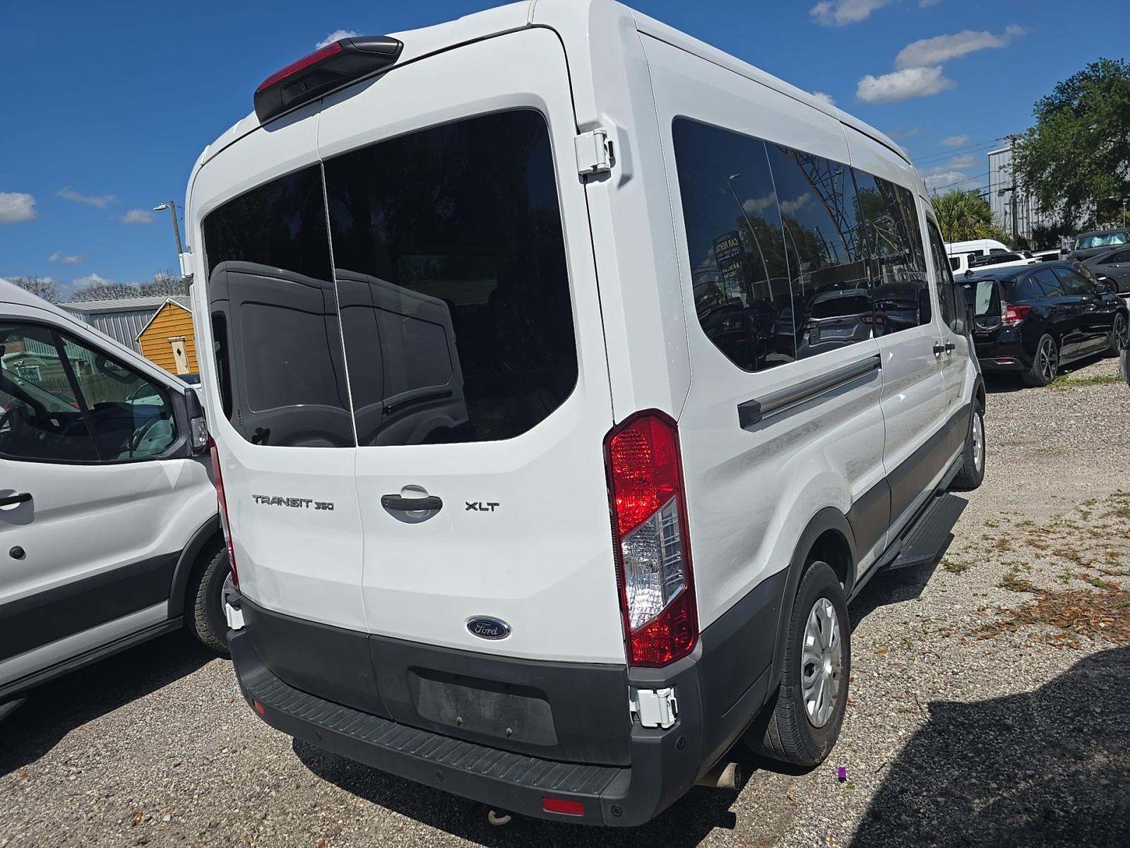 FORD TRANSIT 350 - 3