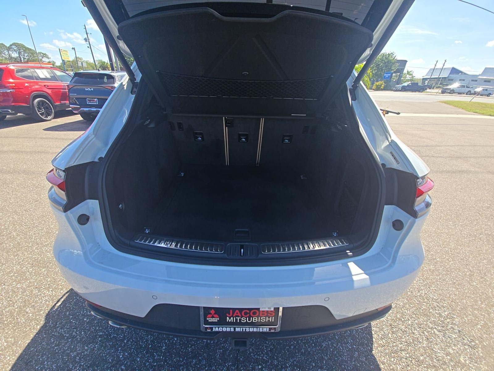 2020 Porsche Macan S AWD