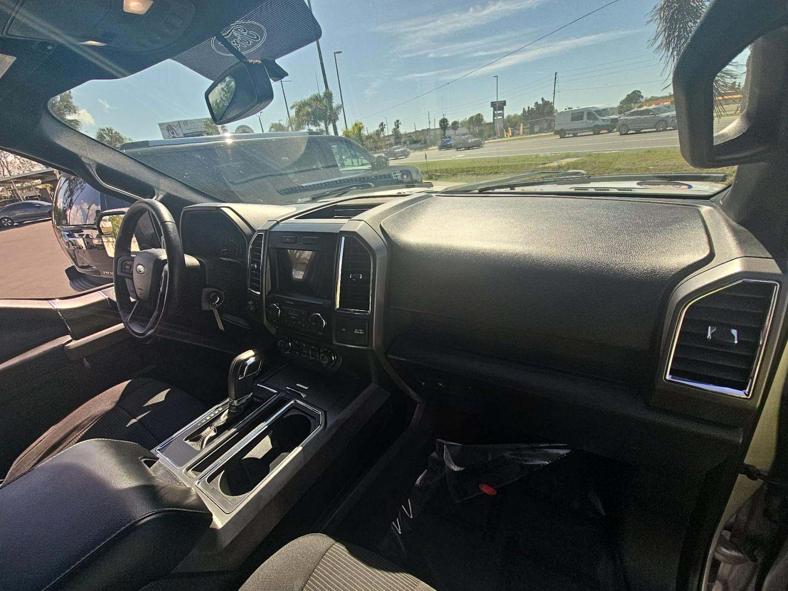 2016 Ford F-150 XLT RWD