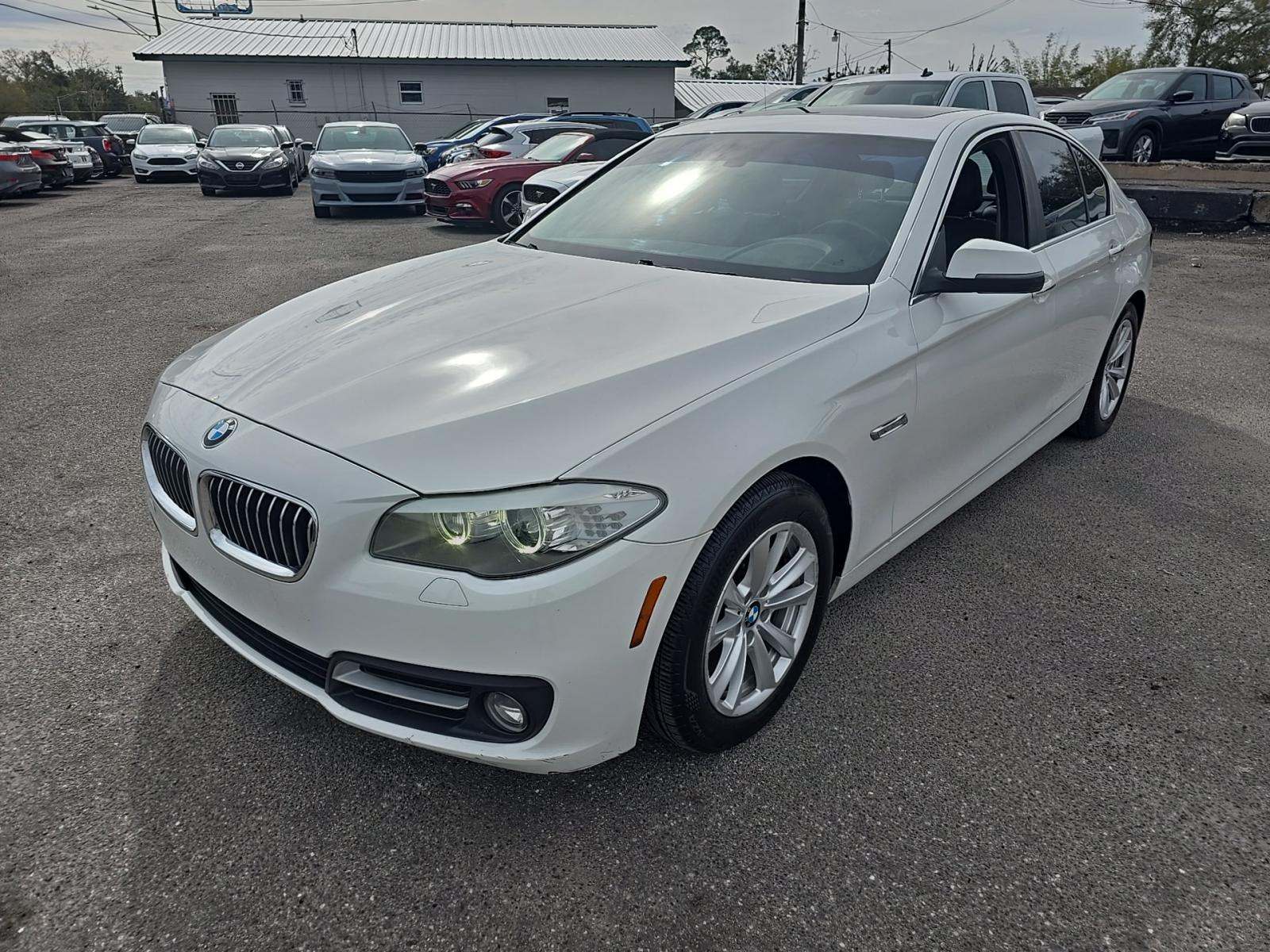 2015 BMW 5 Series Sedan 528i