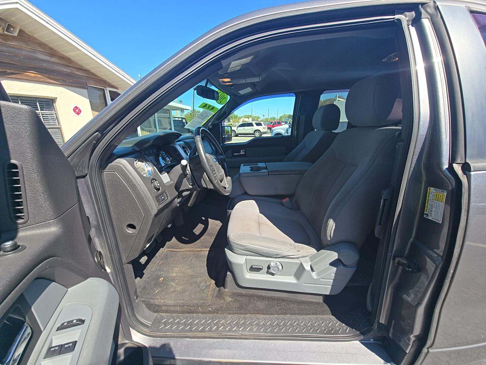 FORD F-150 - 6