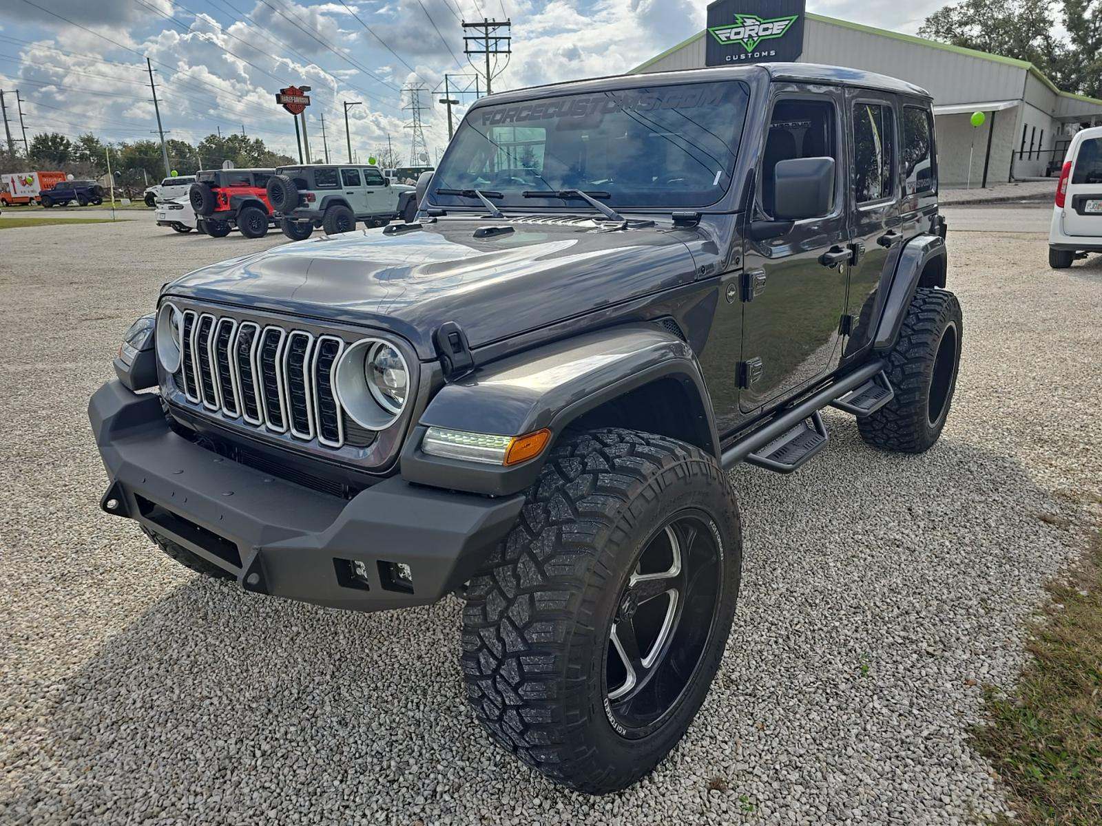 2025 Jeep Wrangler Sahara AWD
