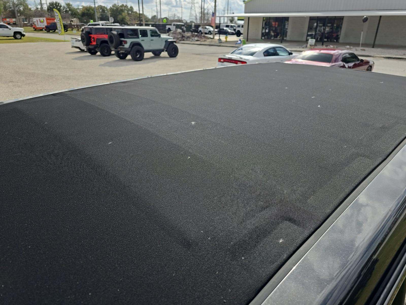 2025 Jeep Wrangler Sahara AWD