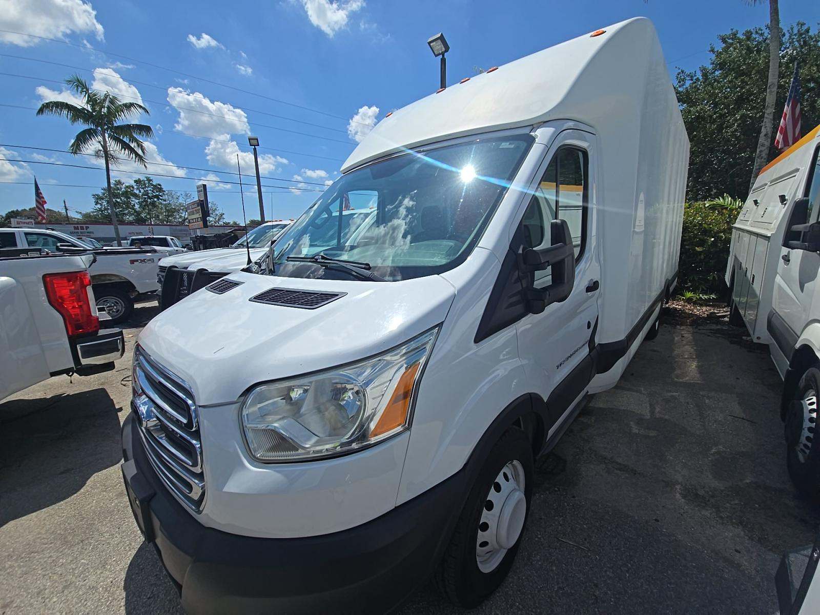 FORD TRANSIT 350 - 1