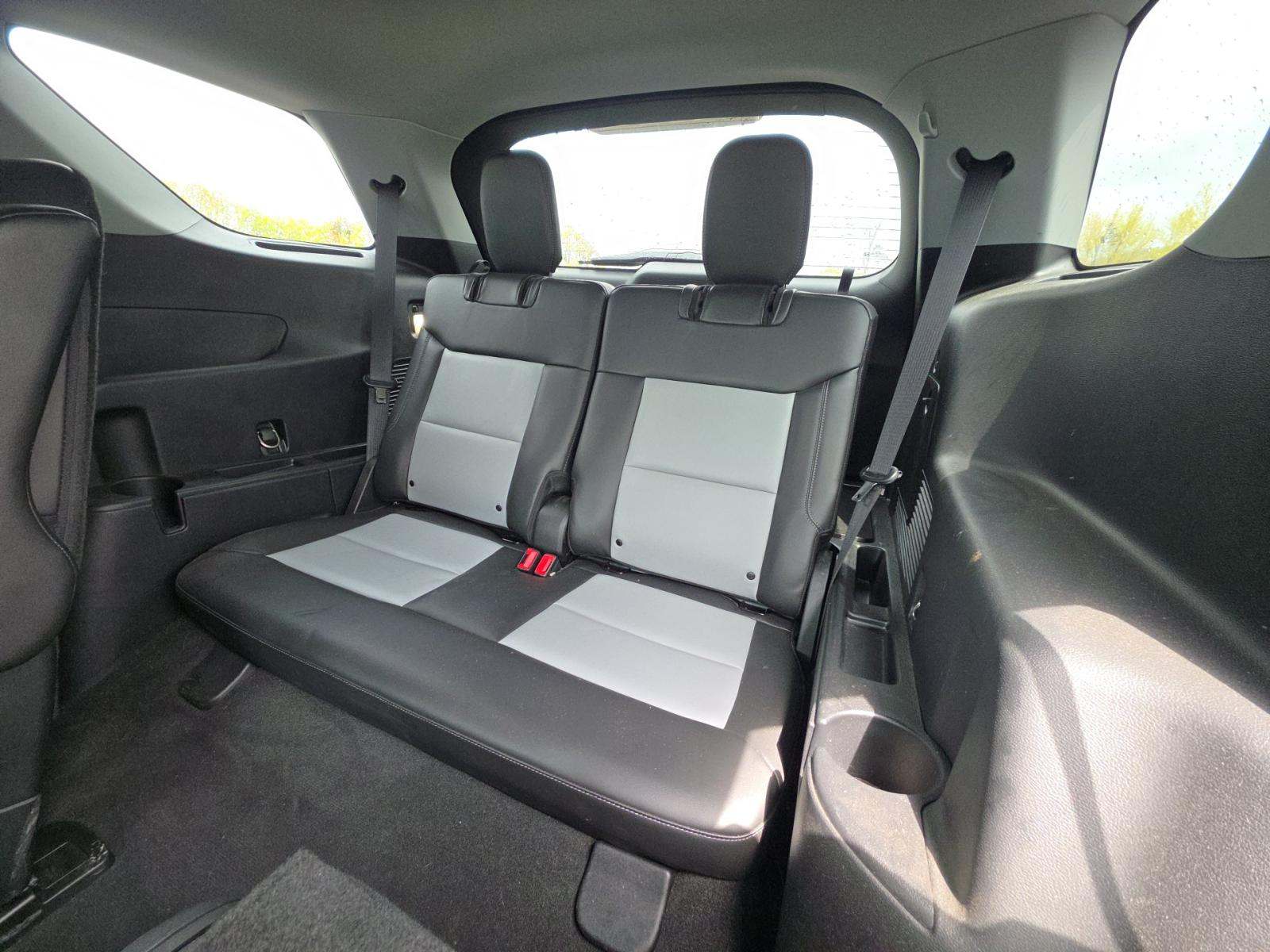 FORD EXPLORER - 10