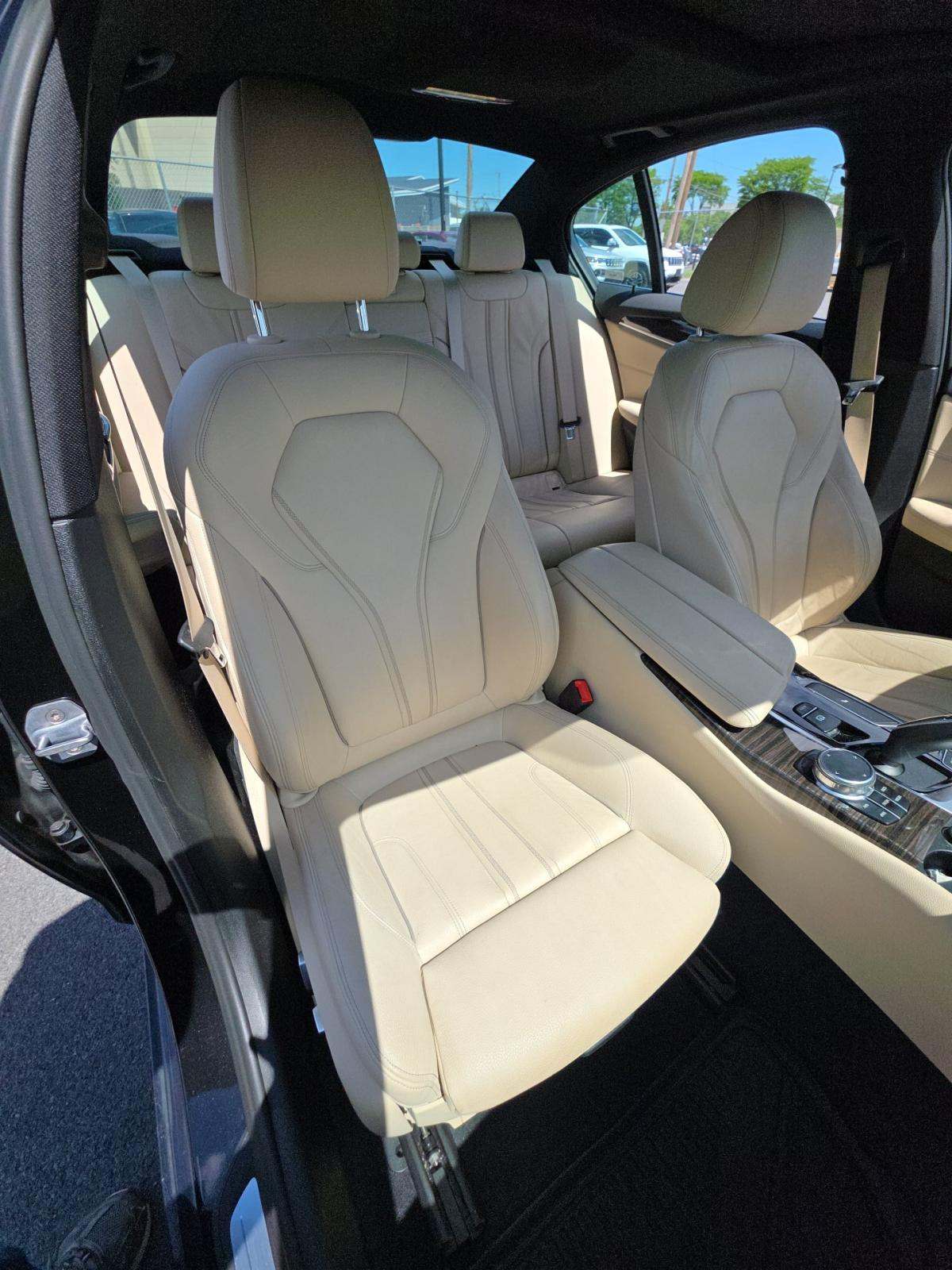 2019 BMW 5 Series 530i xDrive AWD