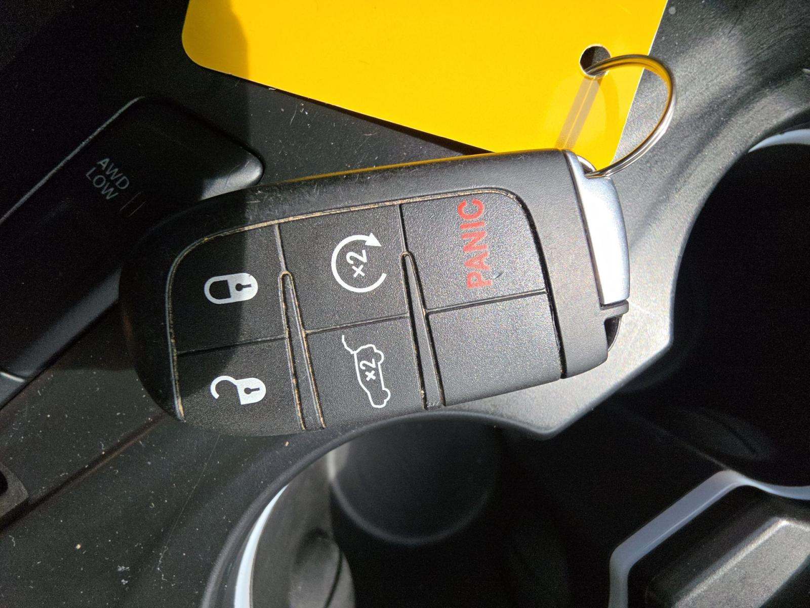 DODGE CHALLENGER - 4