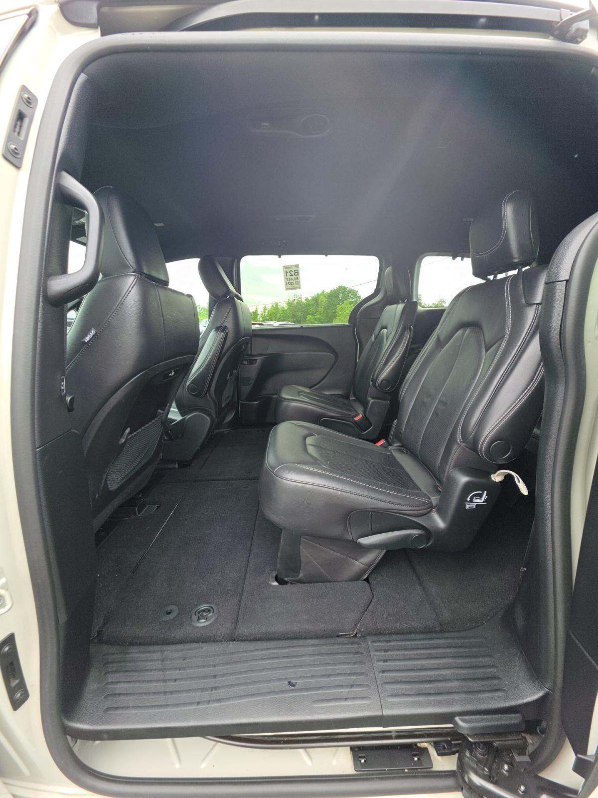 2021 Chrysler Pacifica Touring L AWD