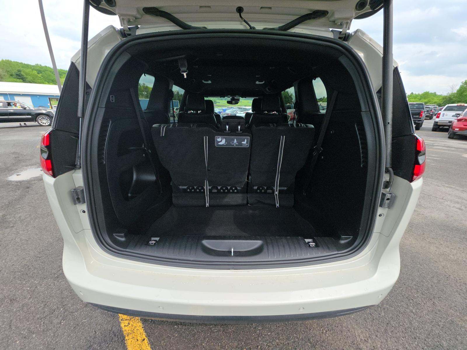 2021 Chrysler Pacifica Touring L AWD
