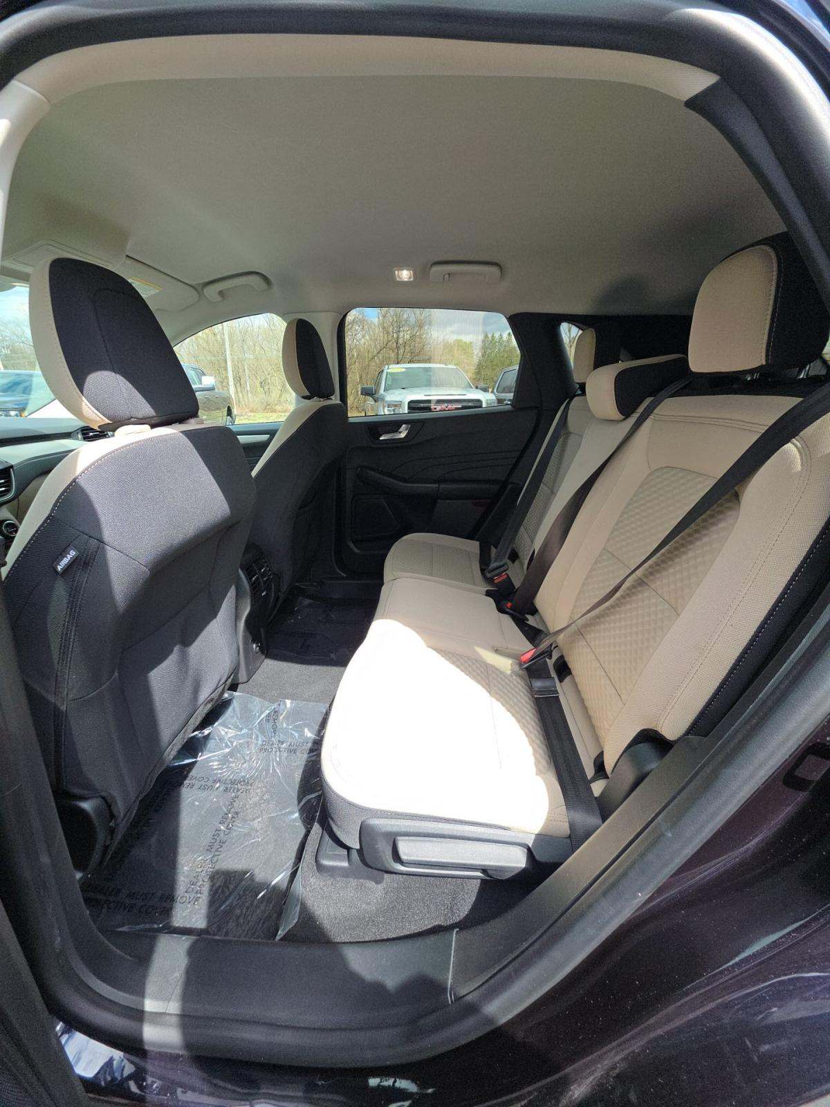 FORD ESCAPE - 9