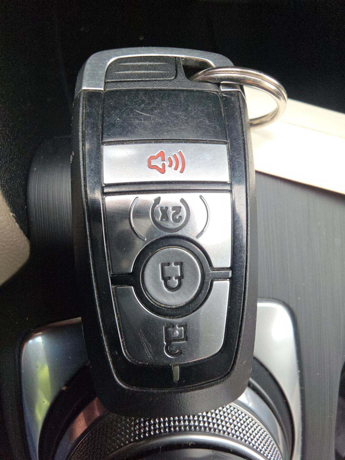 FORD ESCAPE - 4