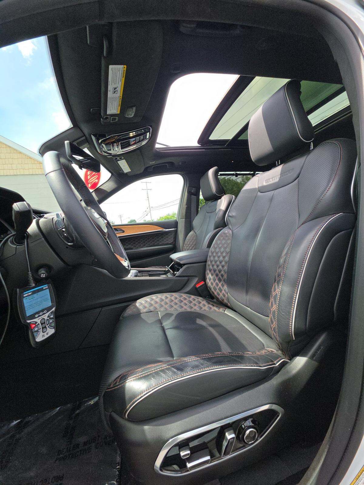 2022 Jeep Grand Cherokee 4xe Summit Reserve AWD
