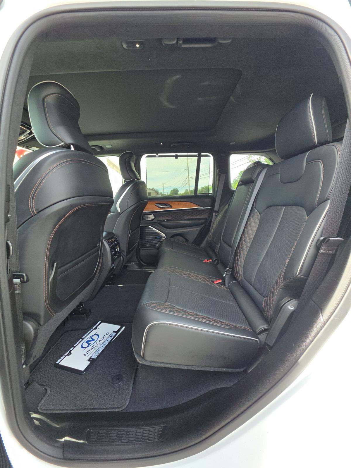 2022 Jeep Grand Cherokee 4xe Summit Reserve AWD