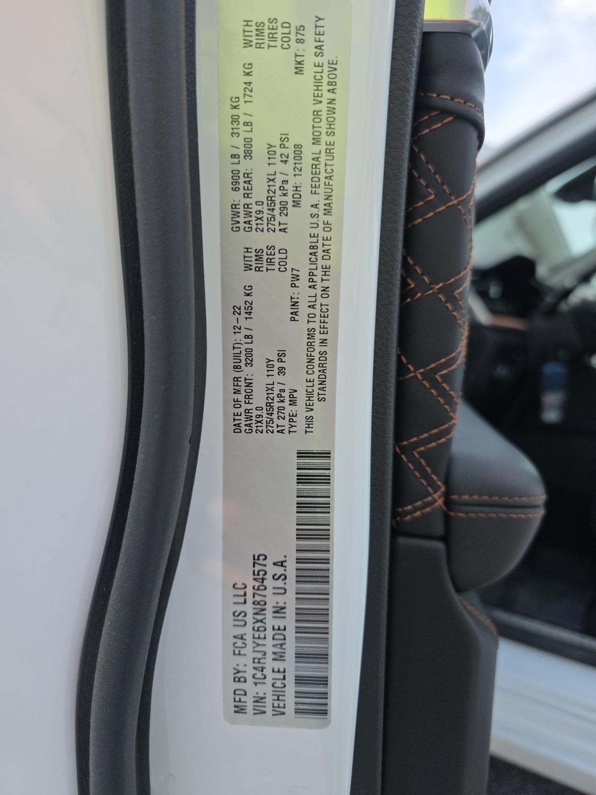 2022 Jeep Grand Cherokee 4xe Summit Reserve AWD