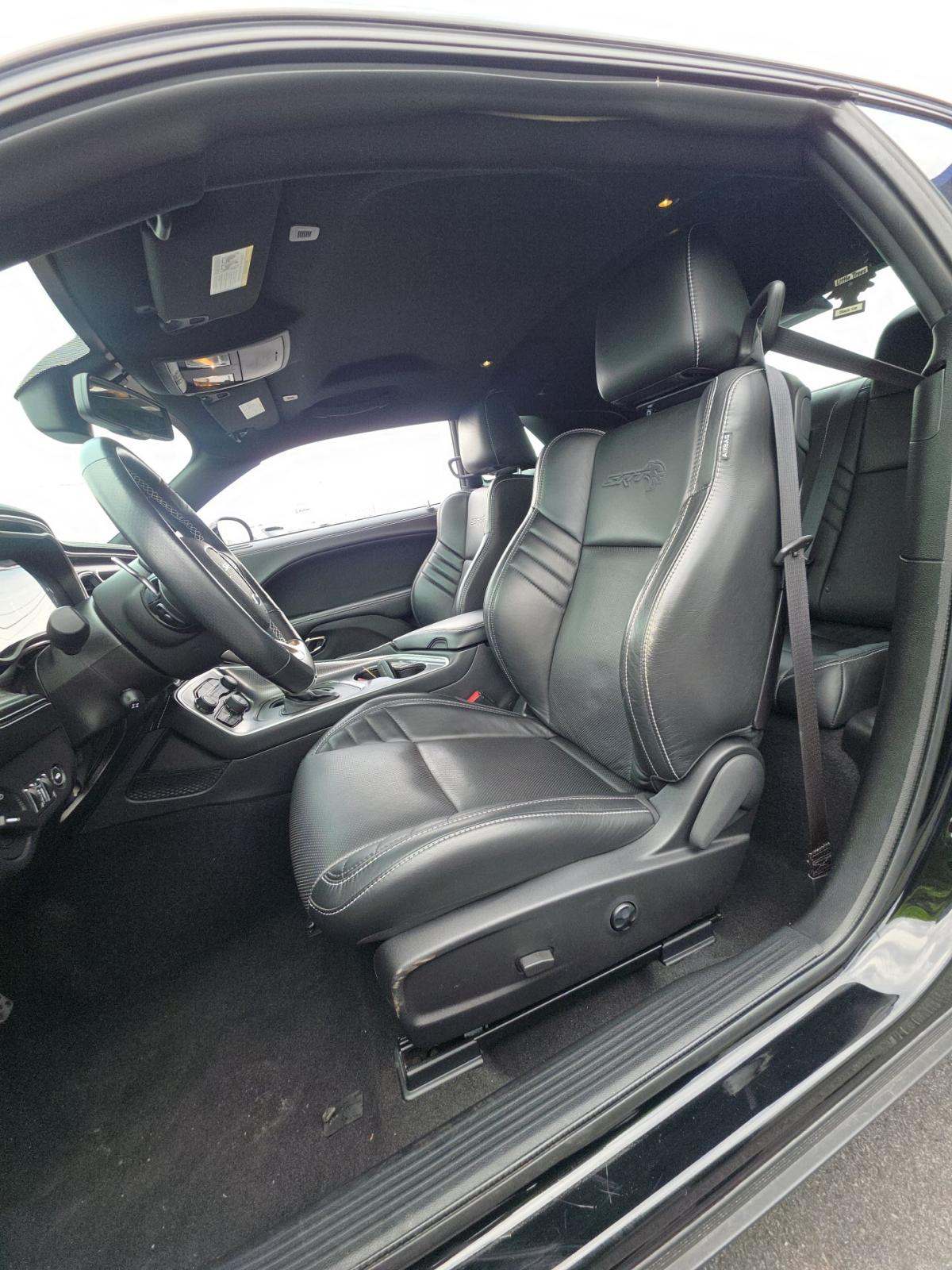 DODGE CHALLENGER - 2