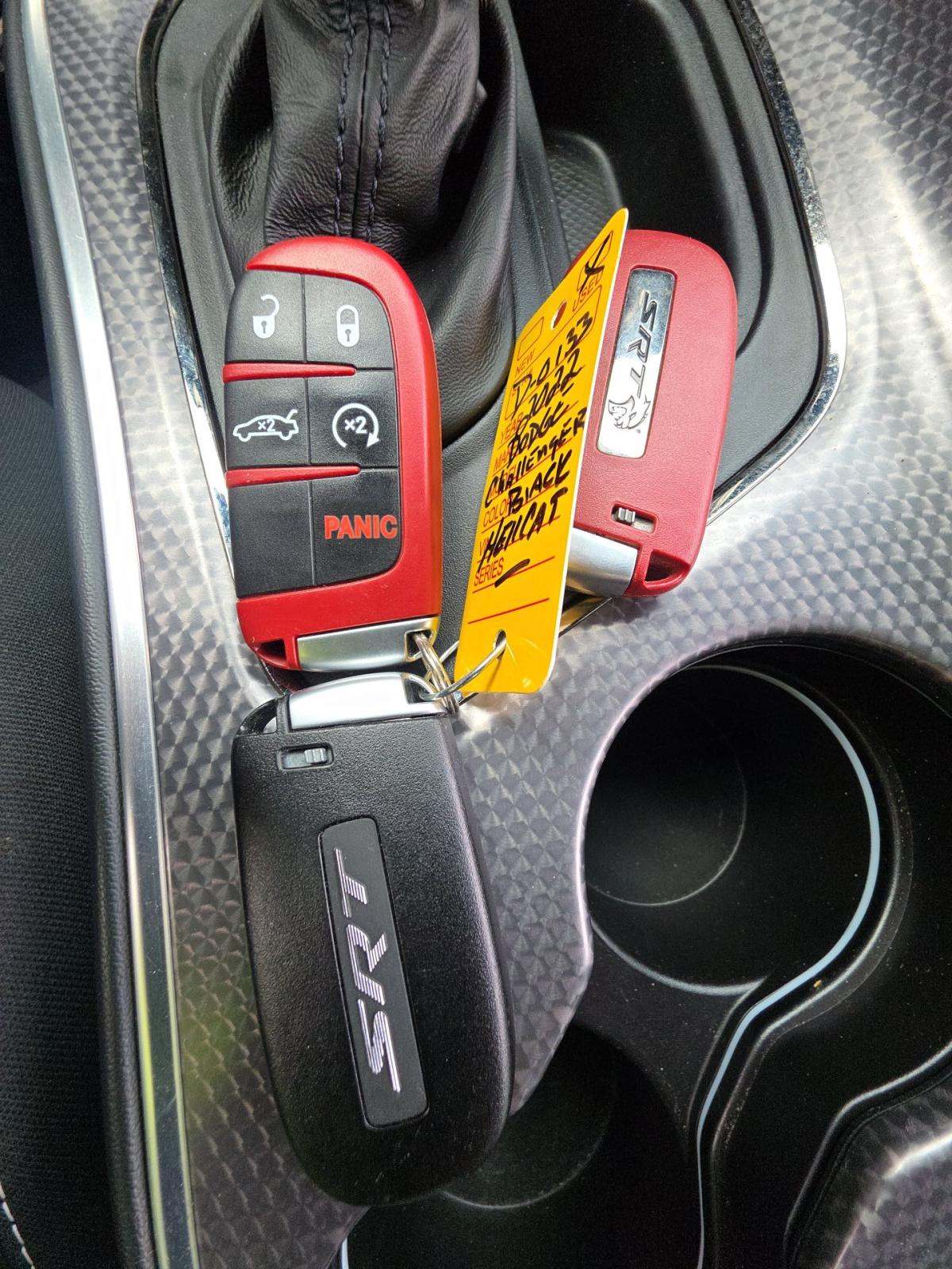 DODGE CHALLENGER - 4