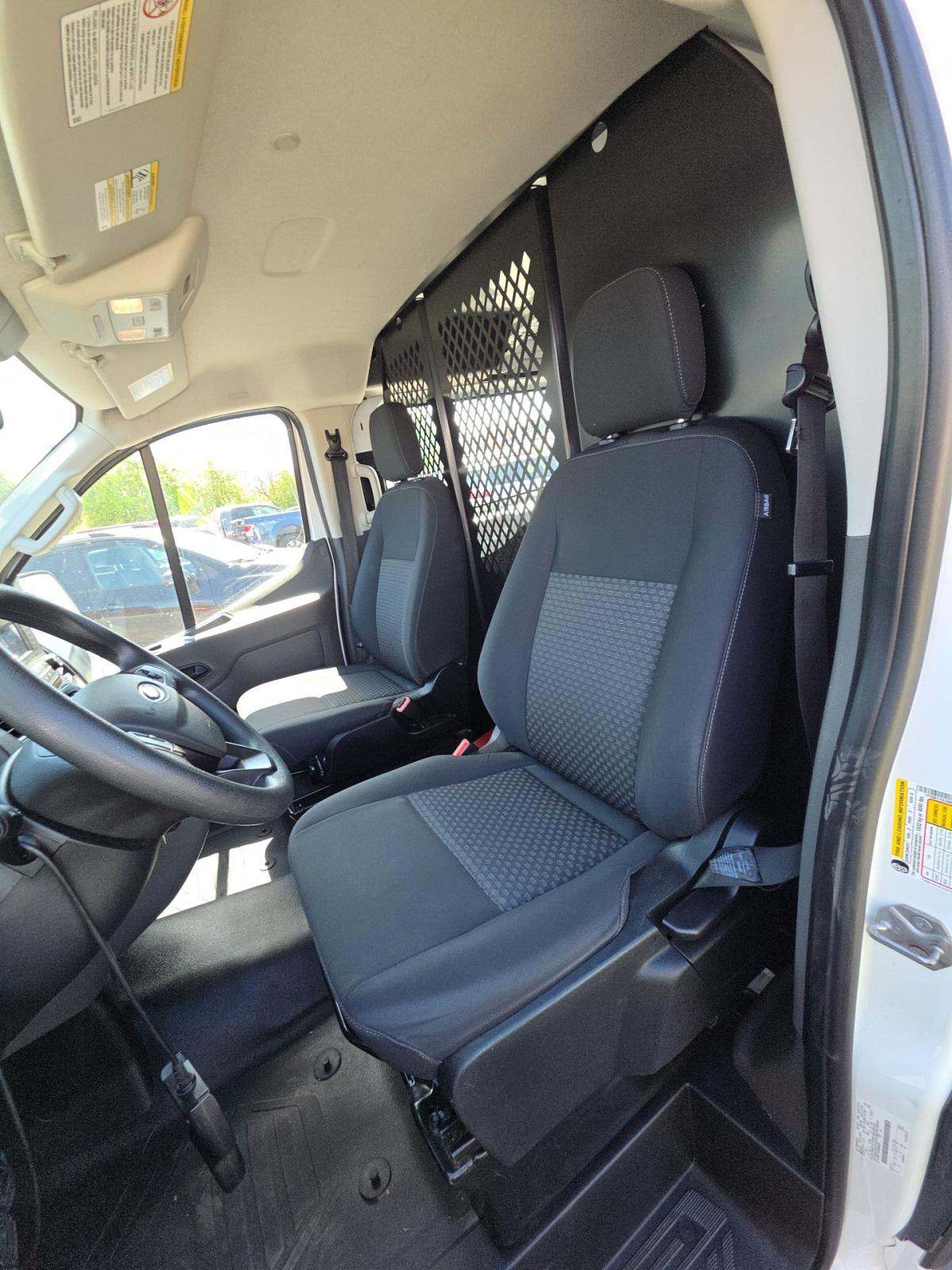 FORD TRANSIT 250 - 2