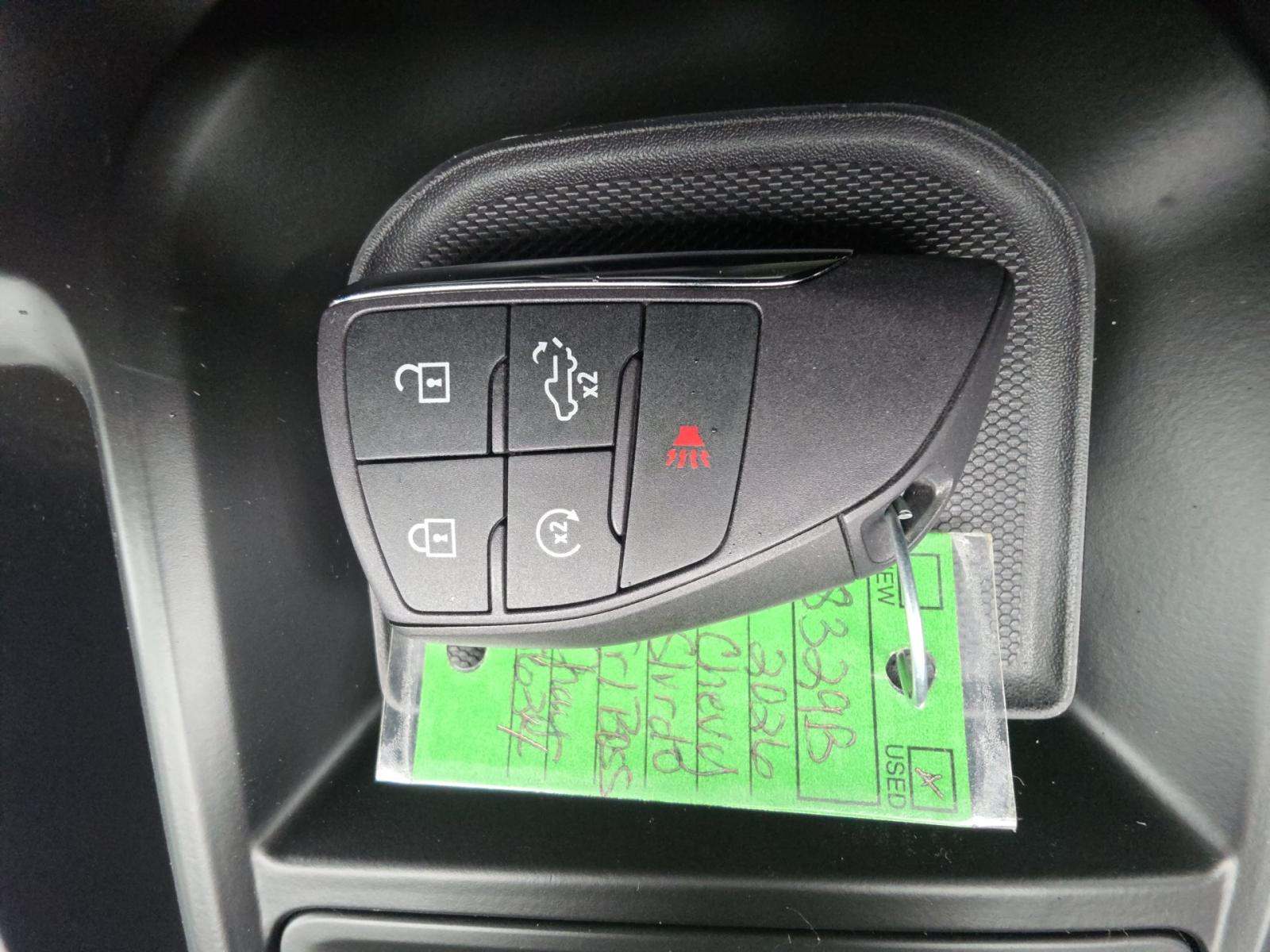 CHEVROLET SILVERADO - 4