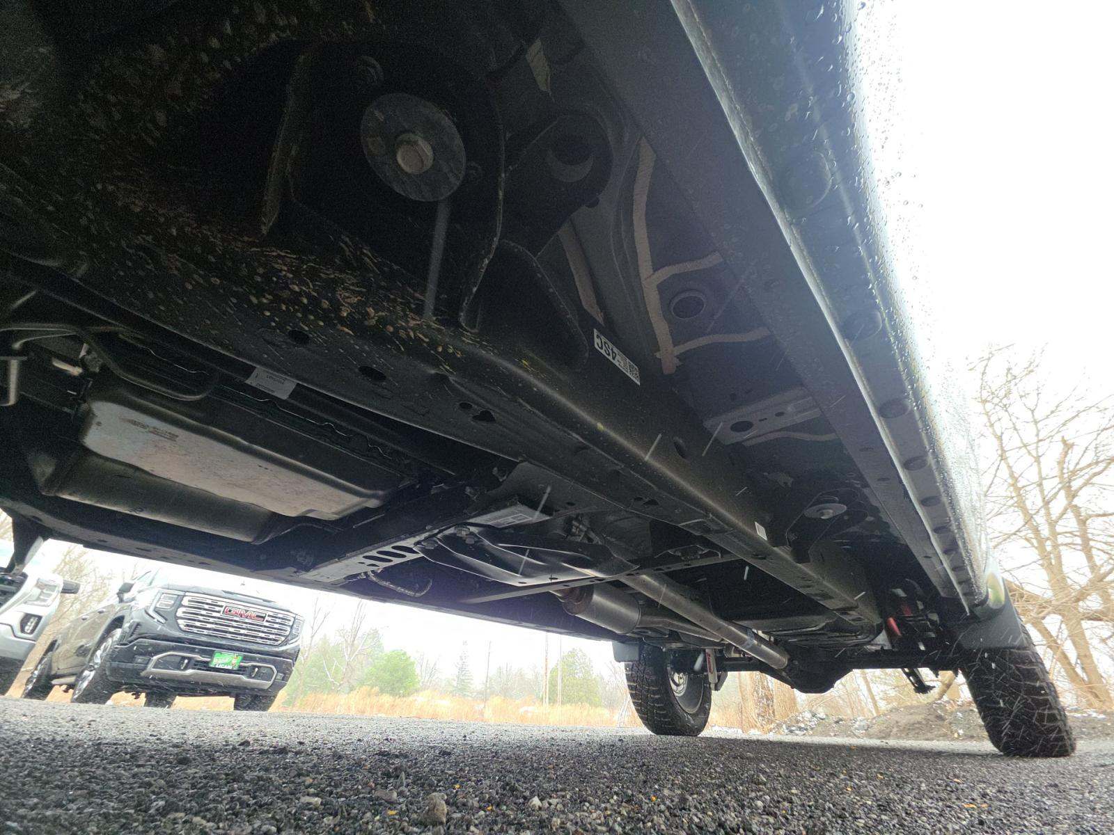 CHEVROLET SILVERADO - 3