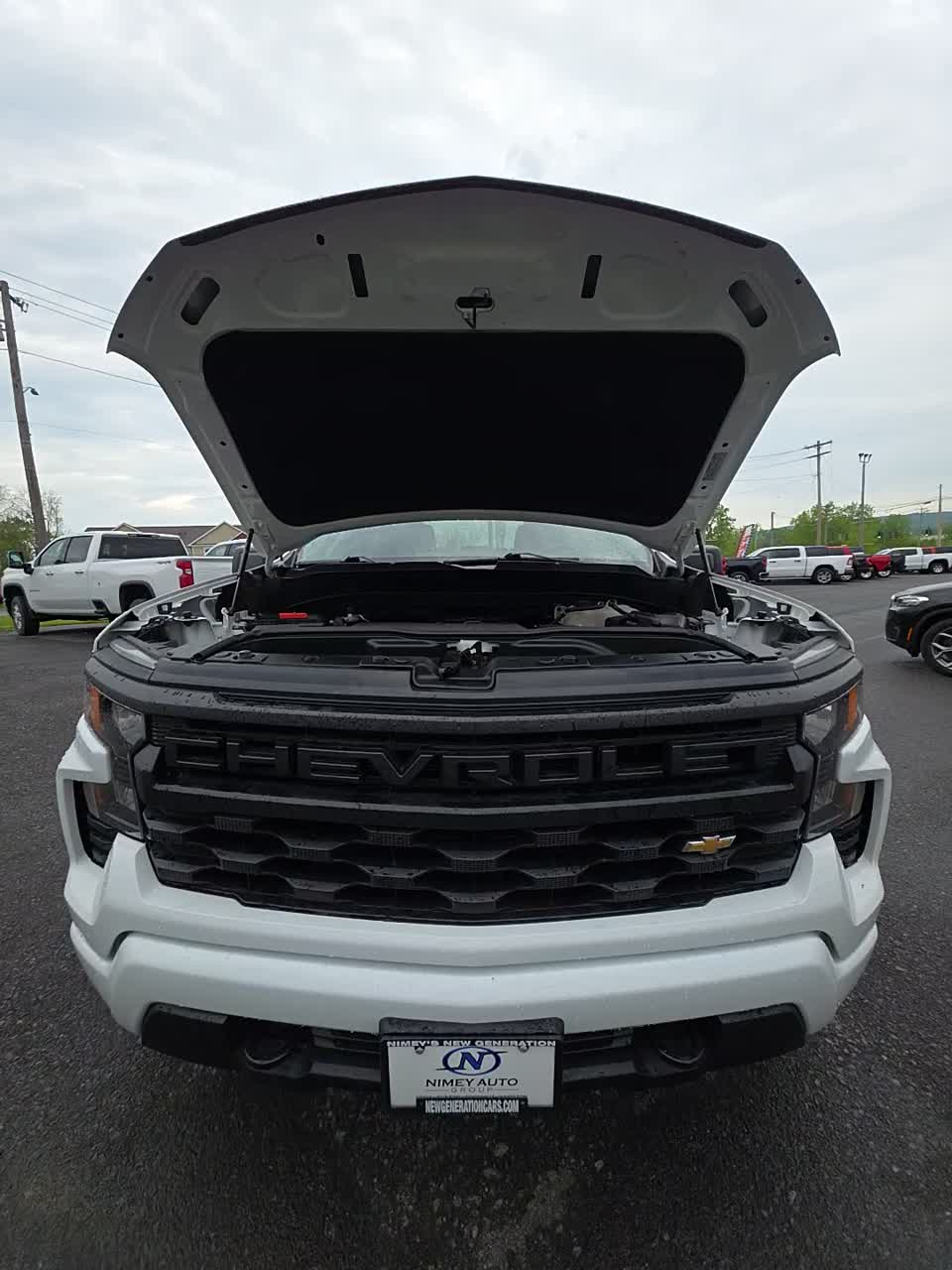 2024 Chevrolet Silverado 1500 Custom AWD