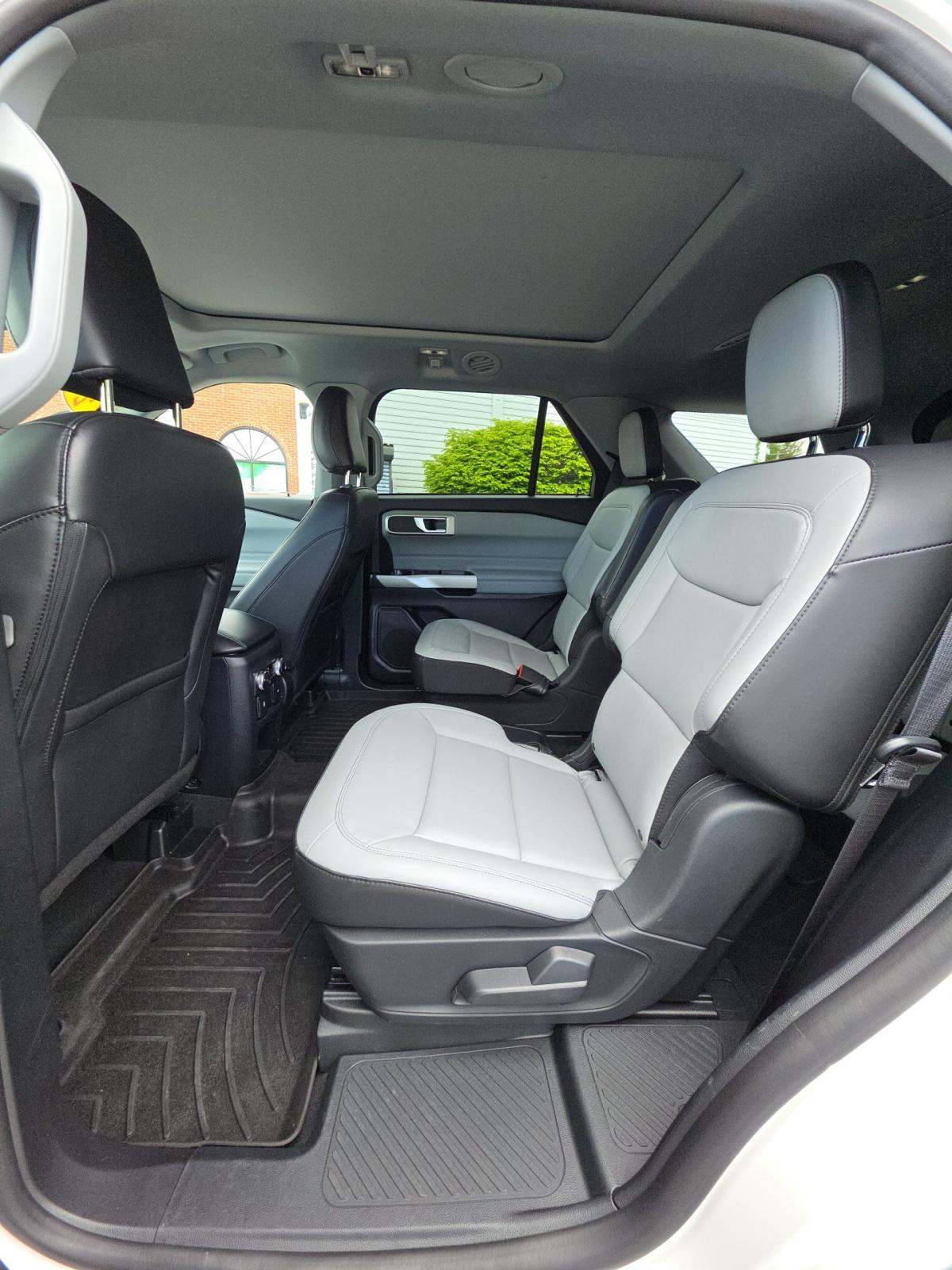 FORD EXPLORER - 9