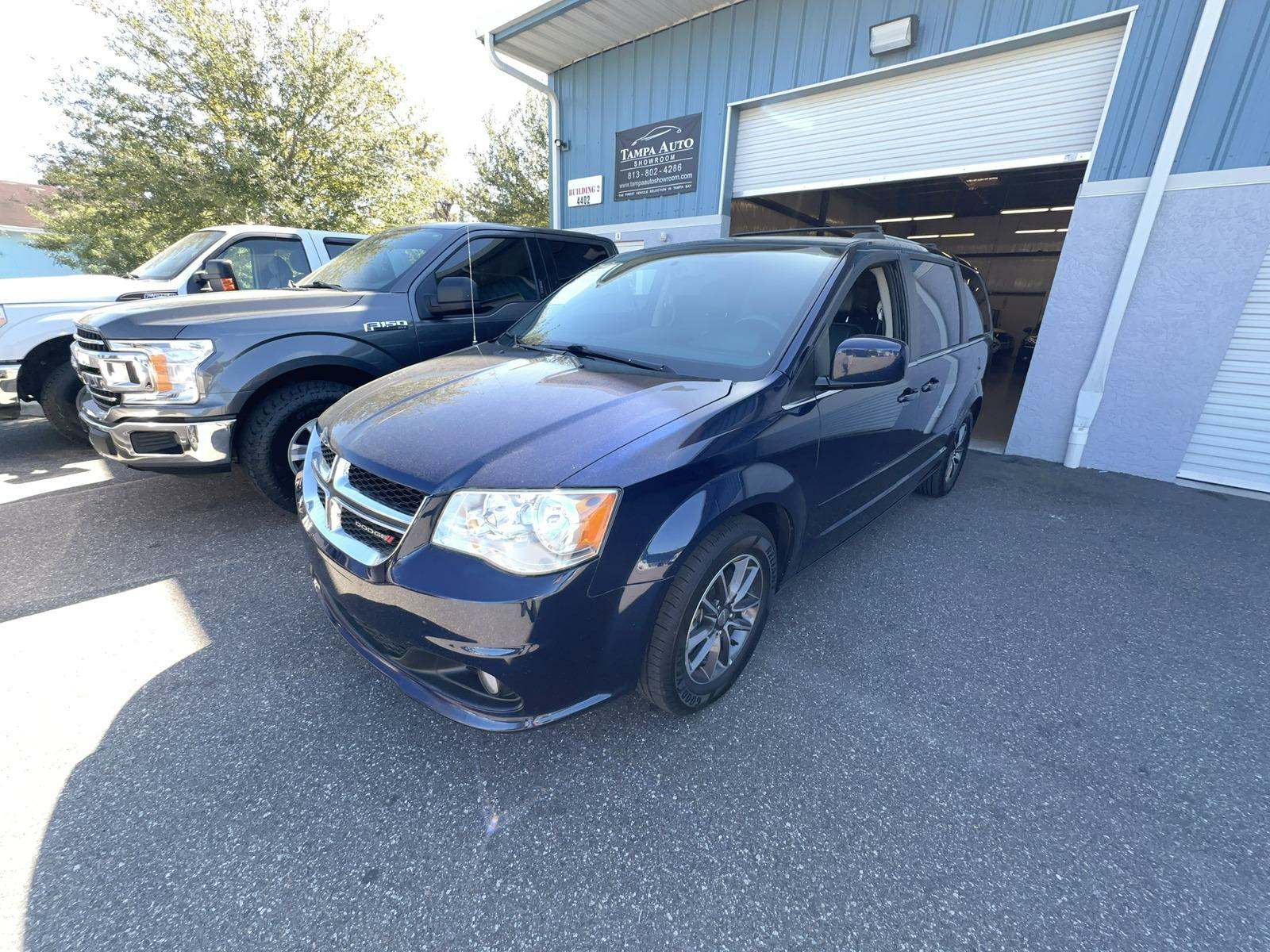 2017 Dodge Grand Caravan SXT FWD