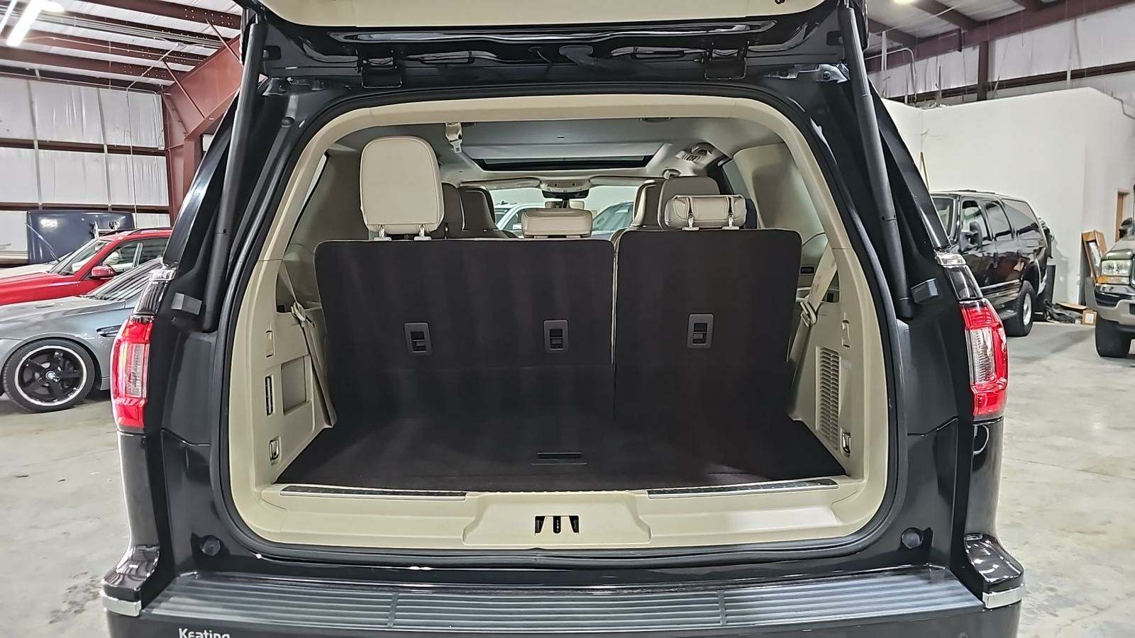 2021 Lincoln Navigator Reserve RWD