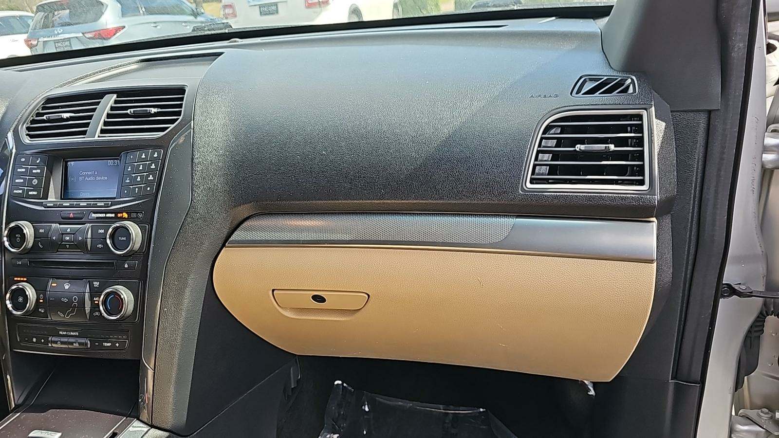 2017 Ford Explorer Base FWD