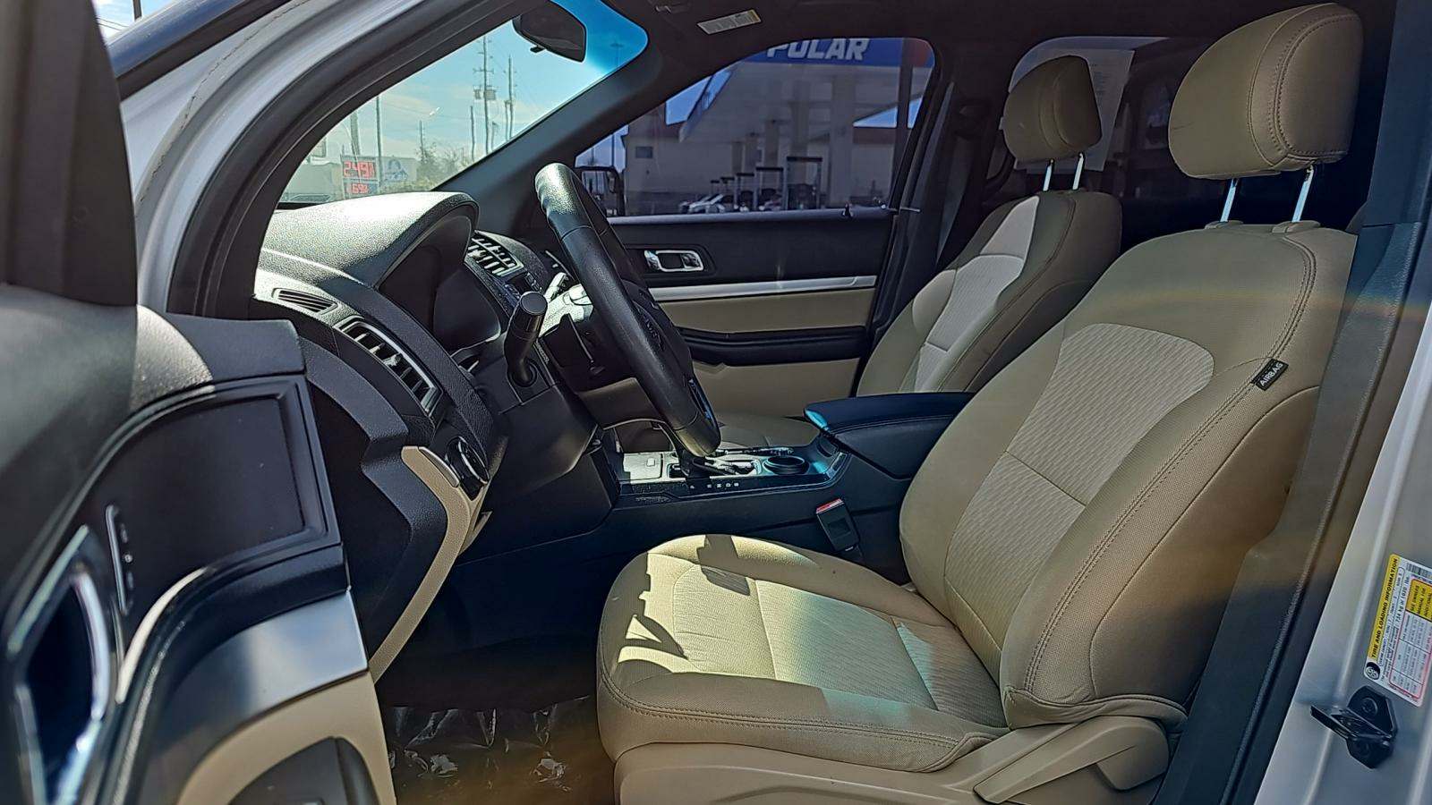 2017 Ford Explorer Base FWD
