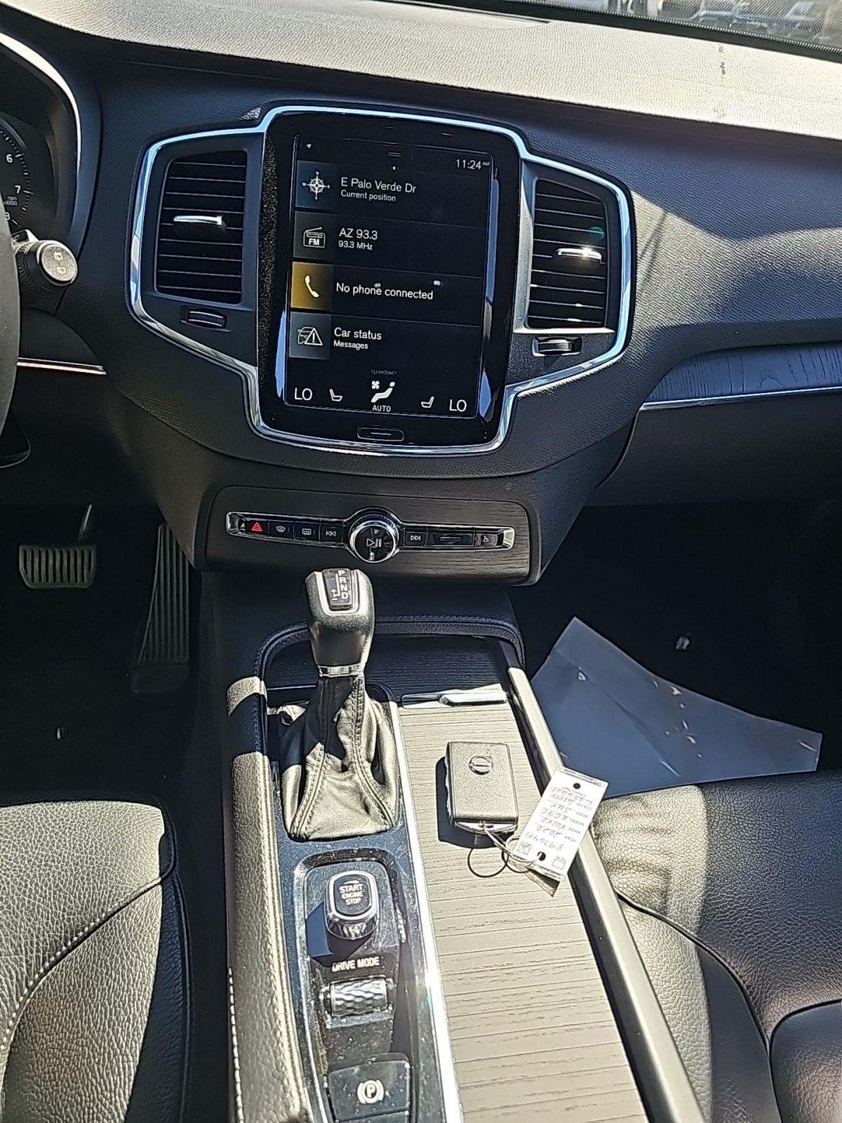 2020 Volvo XC90 T6 Momentum AWD